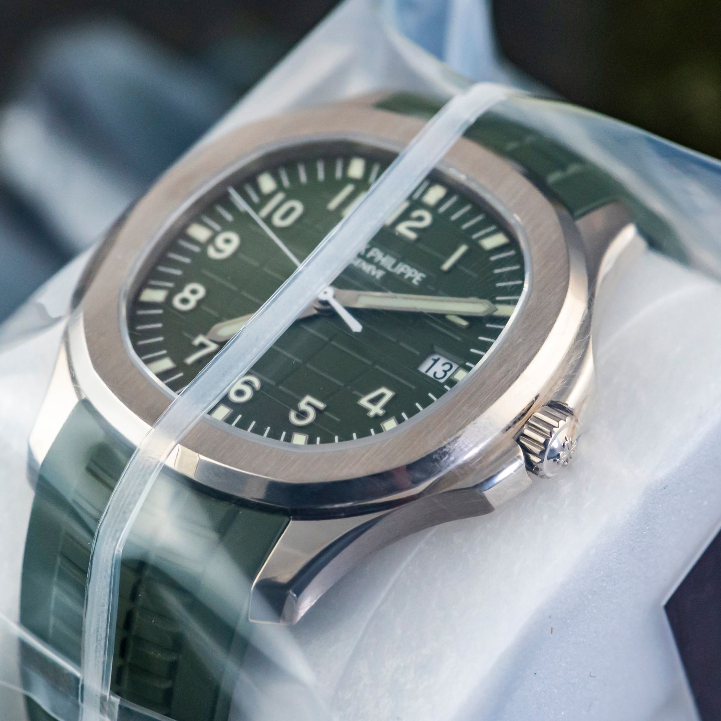 Patek Philippe Aquanaut 5168G-010 (2020) - Groen wijzerplaat 42mm Witgoud (1/8)