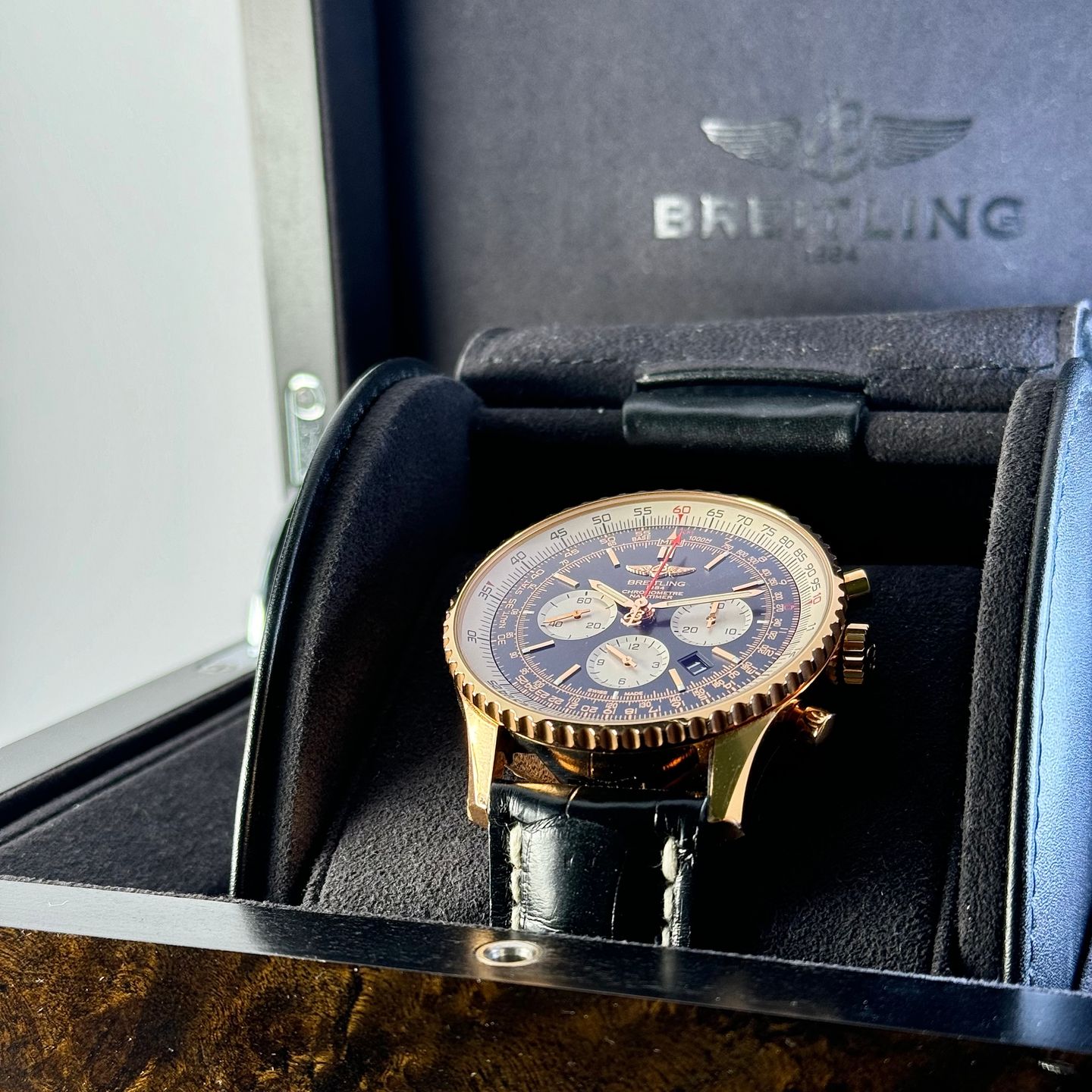 Breitling Navitimer 01 (46 MM) RB012721/BD10 (2024) - Black dial 46 mm Red Gold case (3/8)