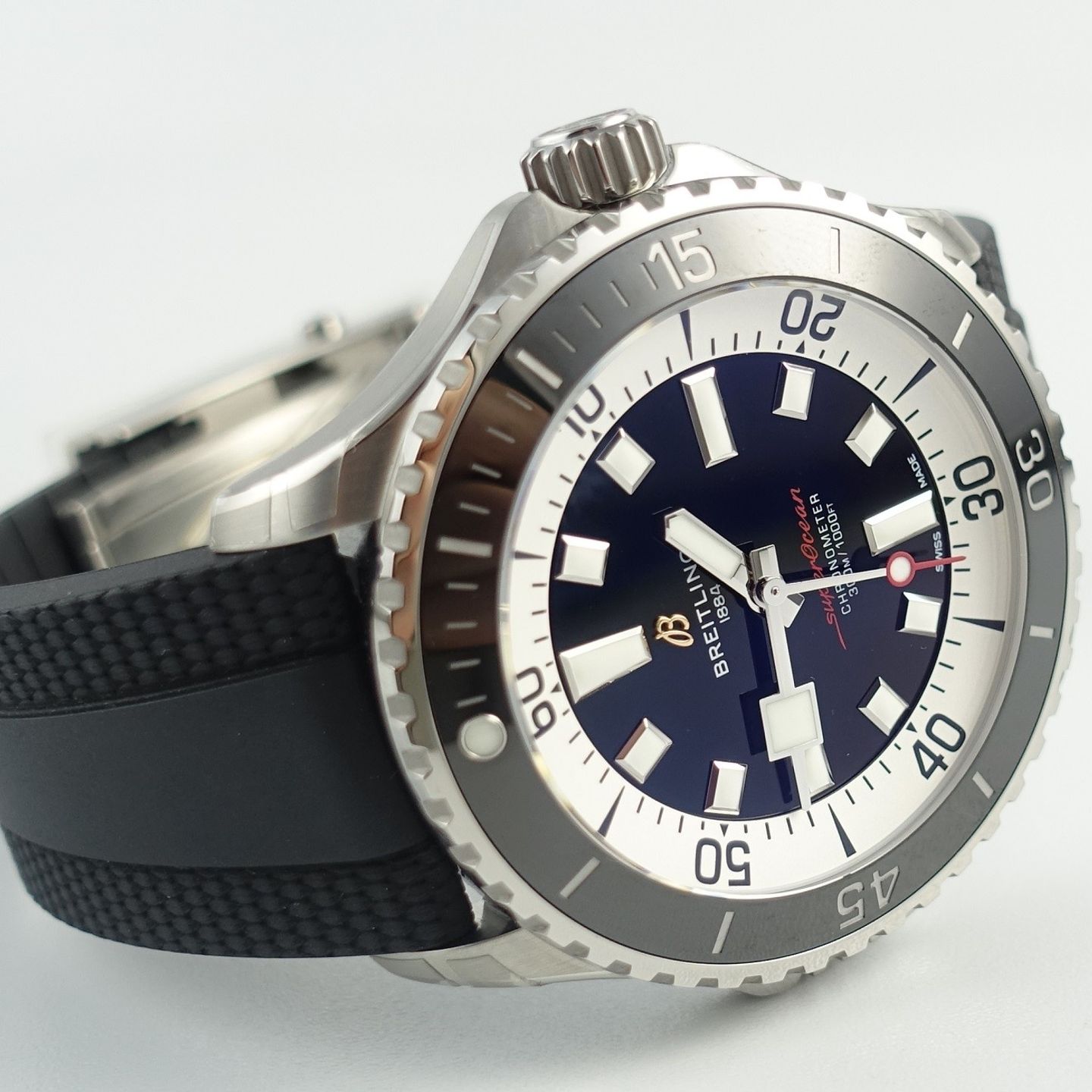 Breitling Superocean A17378211B1S1 (2024) - Zwart wijzerplaat 46mm Staal (3/8)