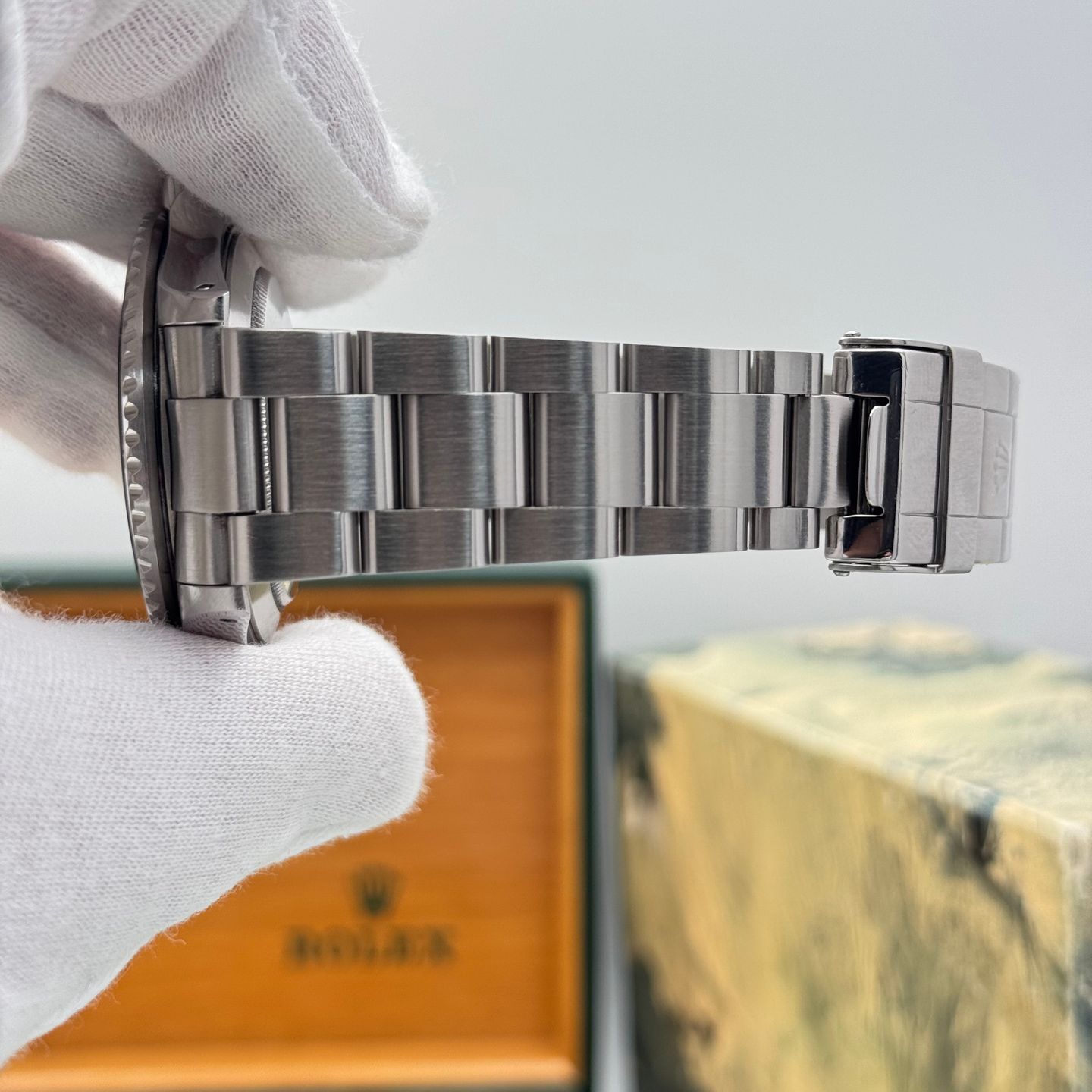 Rolex Submariner Date 16610 (2001) - Black dial 40 mm Steel case (8/8)