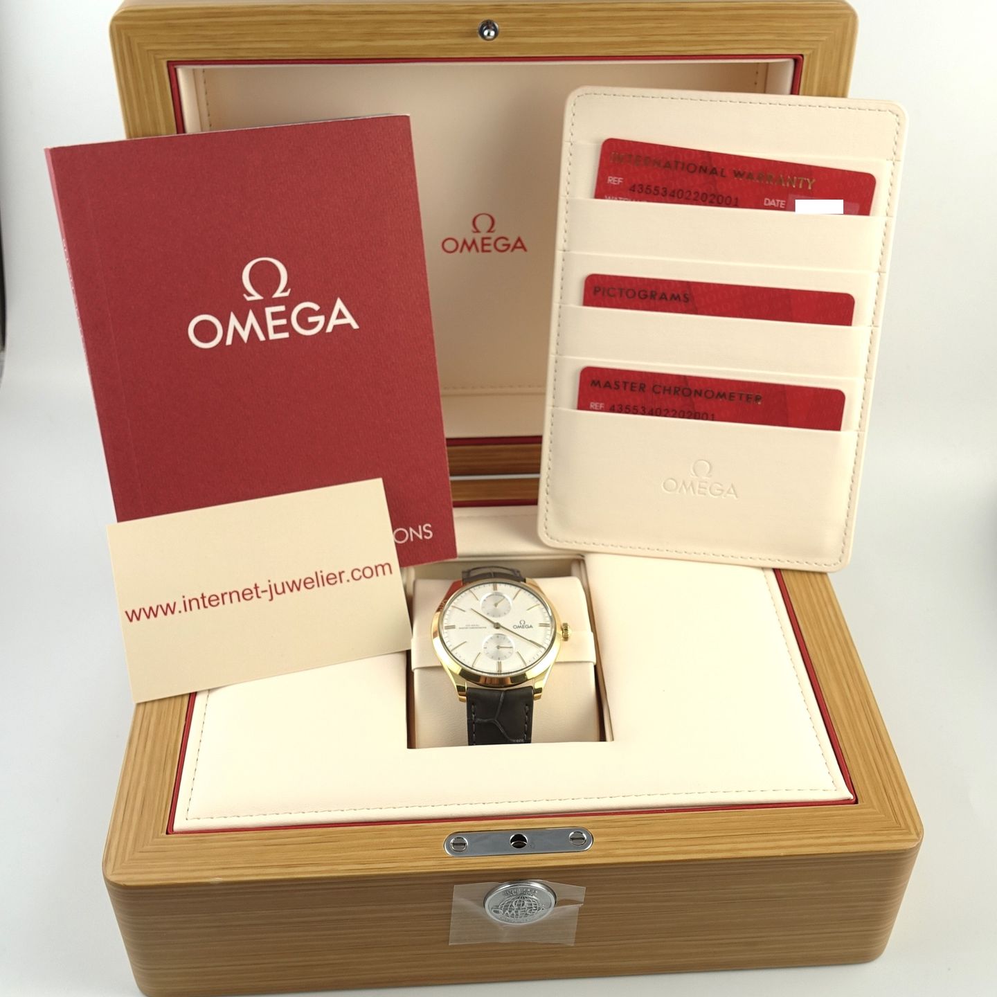 Omega De Ville Trésor 435.53.40.22.02.001 (2024) - Zilver wijzerplaat 40mm Geelgoud (7/7)