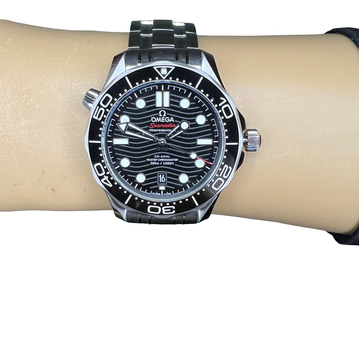 Omega Seamaster Diver 300 M 210.30.42.20.01.001 (2022) - Black dial 42 mm Steel case (2/8)