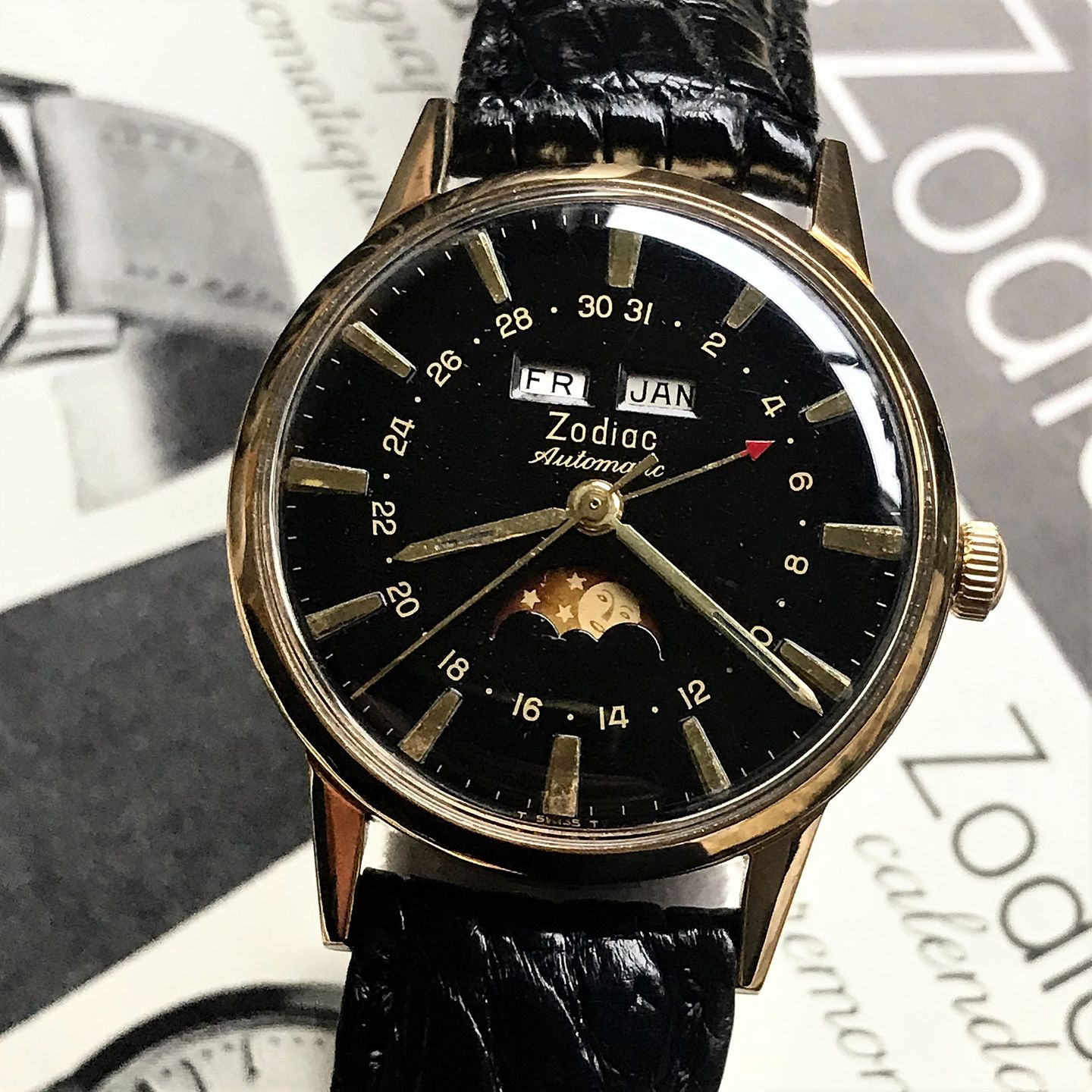 Zodiac Vintage 743.908 (1962) - Black dial 34 mm Gold/Steel case (1/8)