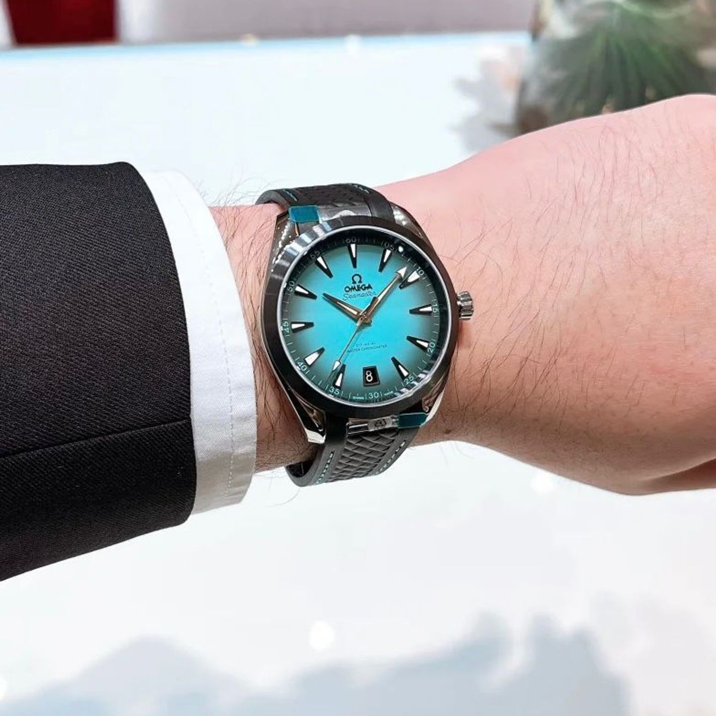 Omega Seamaster 220.32.41.21.03.001 - (5/7)