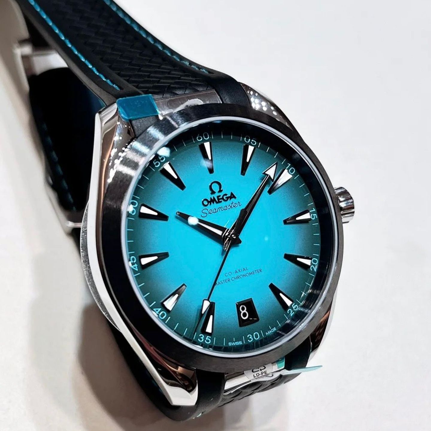 Omega Seamaster 220.32.41.21.03.001 - (2/7)