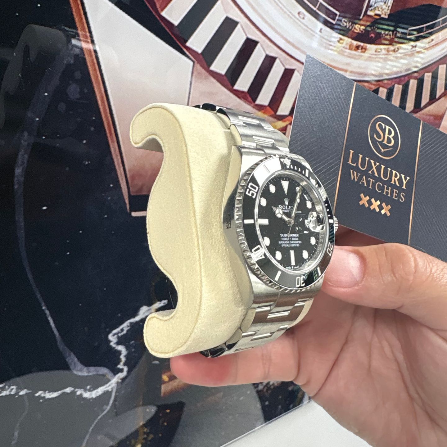 Rolex Submariner Date 126610LN (2025) - Black dial 41 mm Steel case (3/3)