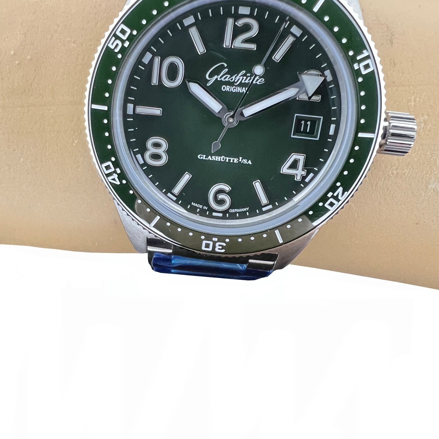 Glashütte Original SeaQ 1-39-11-13-83-70 (2024) - Groen wijzerplaat 40mm Staal (2/8)