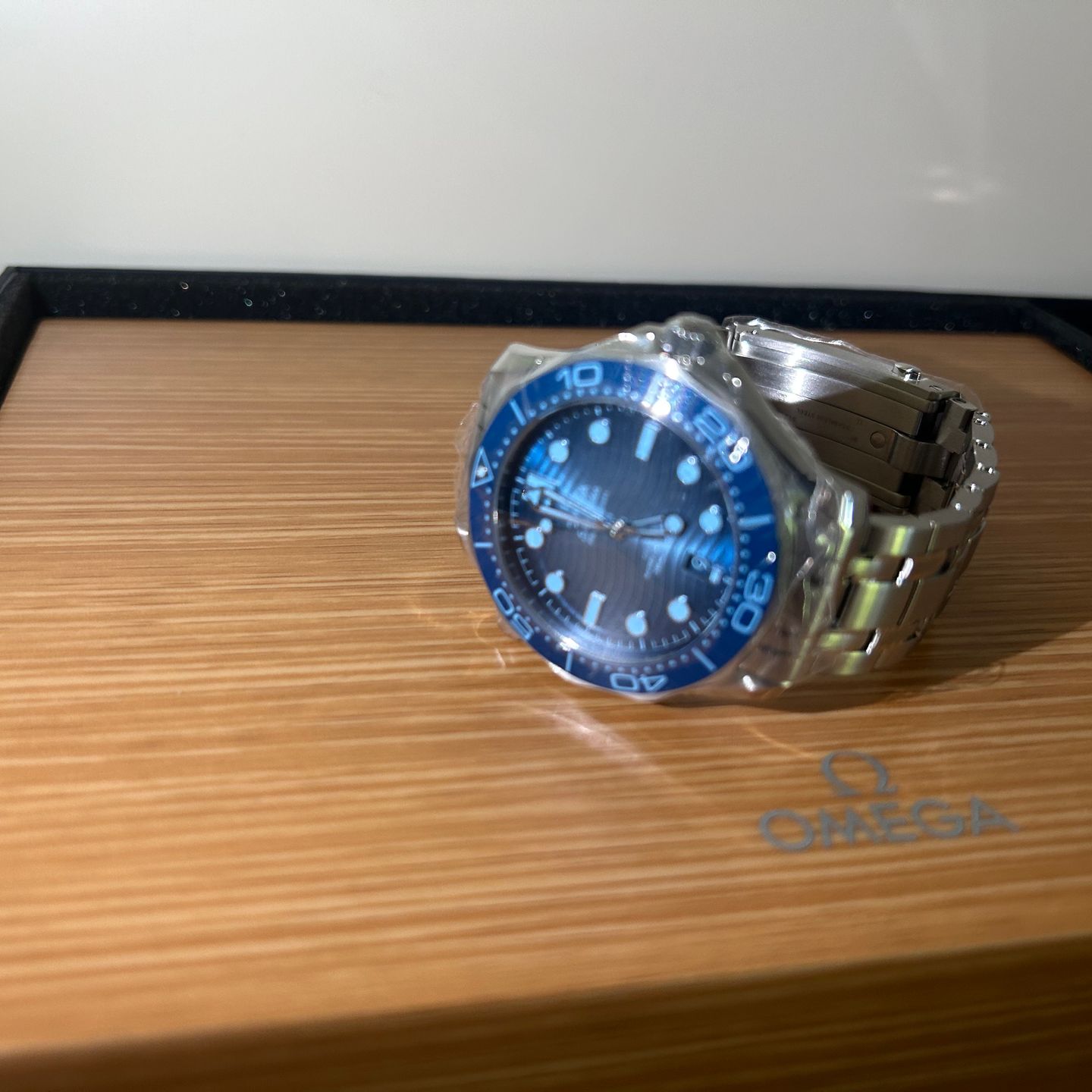 Omega Seamaster Diver 300 M 210.30.42.20.03.003 (2024) - Blue dial 42 mm Steel case (7/8)
