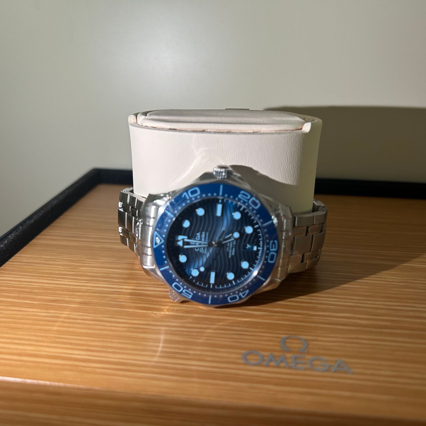 Omega Seamaster Diver 300 M 210.30.42.20.03.003 (2024) - Blue dial 42 mm Steel case (6/8)