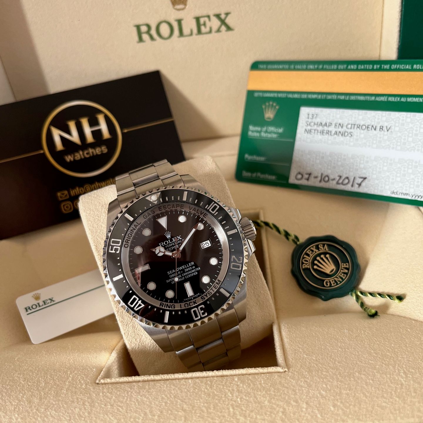 Rolex Sea-Dweller Deepsea 116660 (2017) - Zwart wijzerplaat 44mm Staal (2/8)