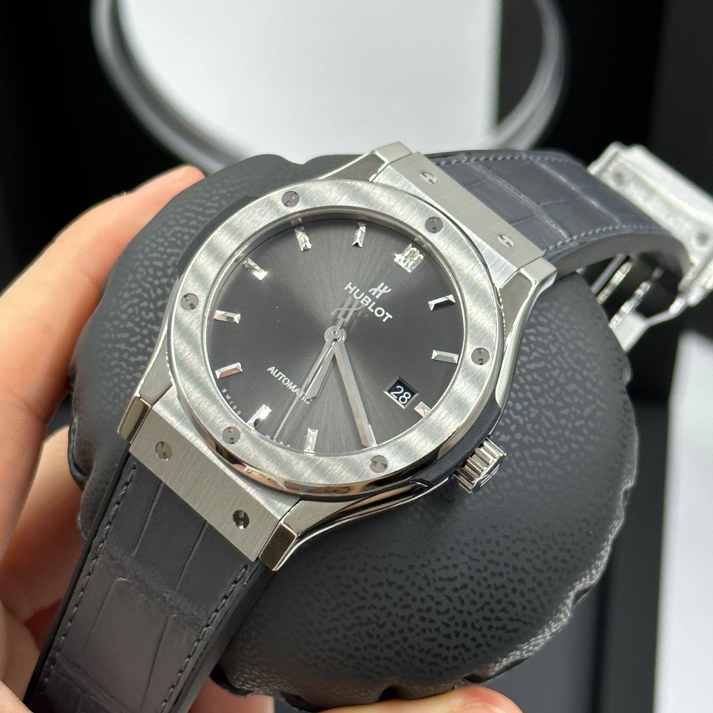 Hublot Classic Fusion Racing Grey 542.NX.7071.LR - (7/8)