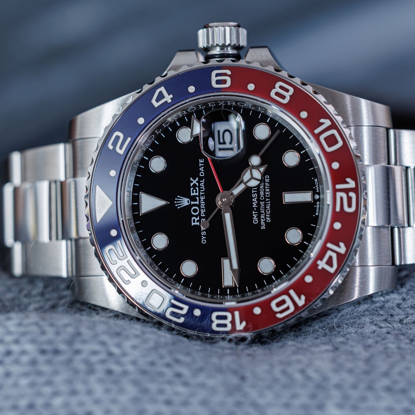 Rolex GMT-Master II 126710BLRO (2022) - Black dial 40 mm Steel case (3/4)