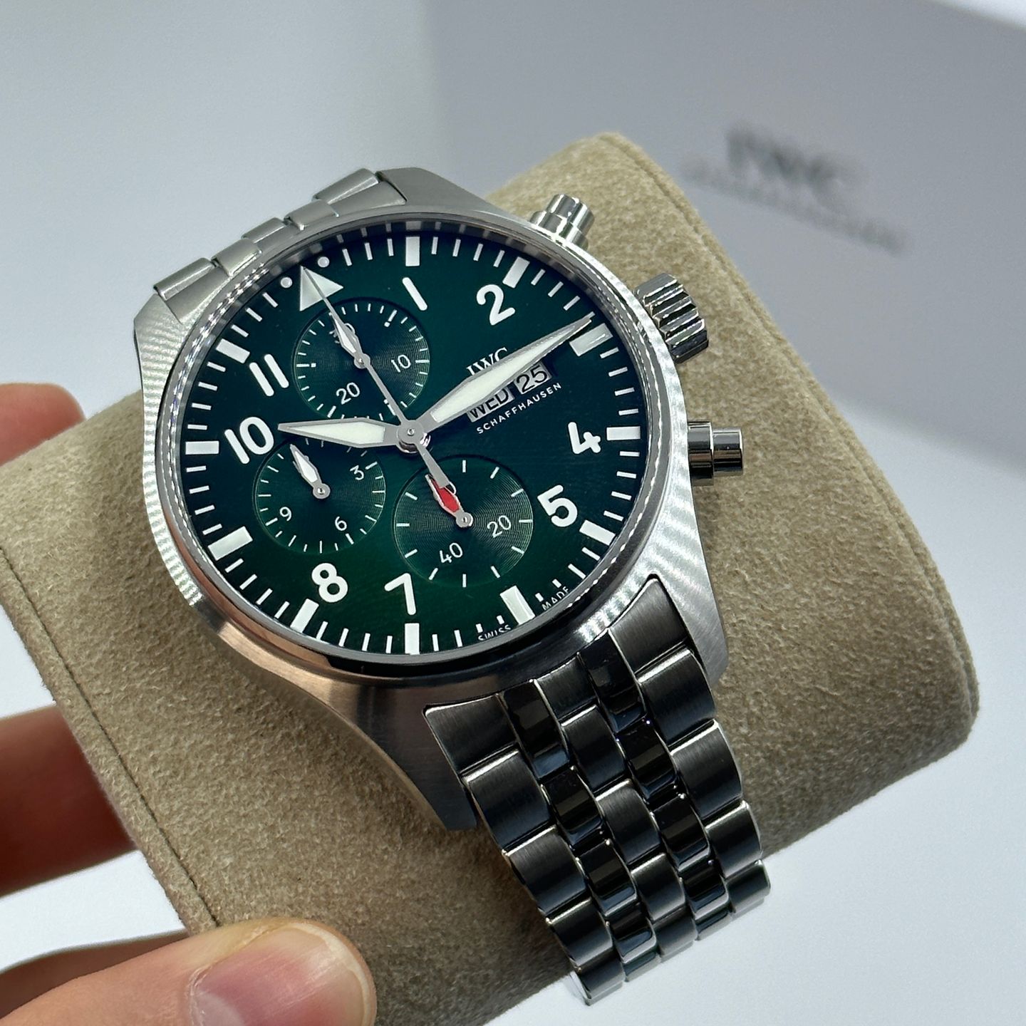 IWC Pilot Chronograph IW378006 (2023) - Groen wijzerplaat 43mm Staal (4/8)