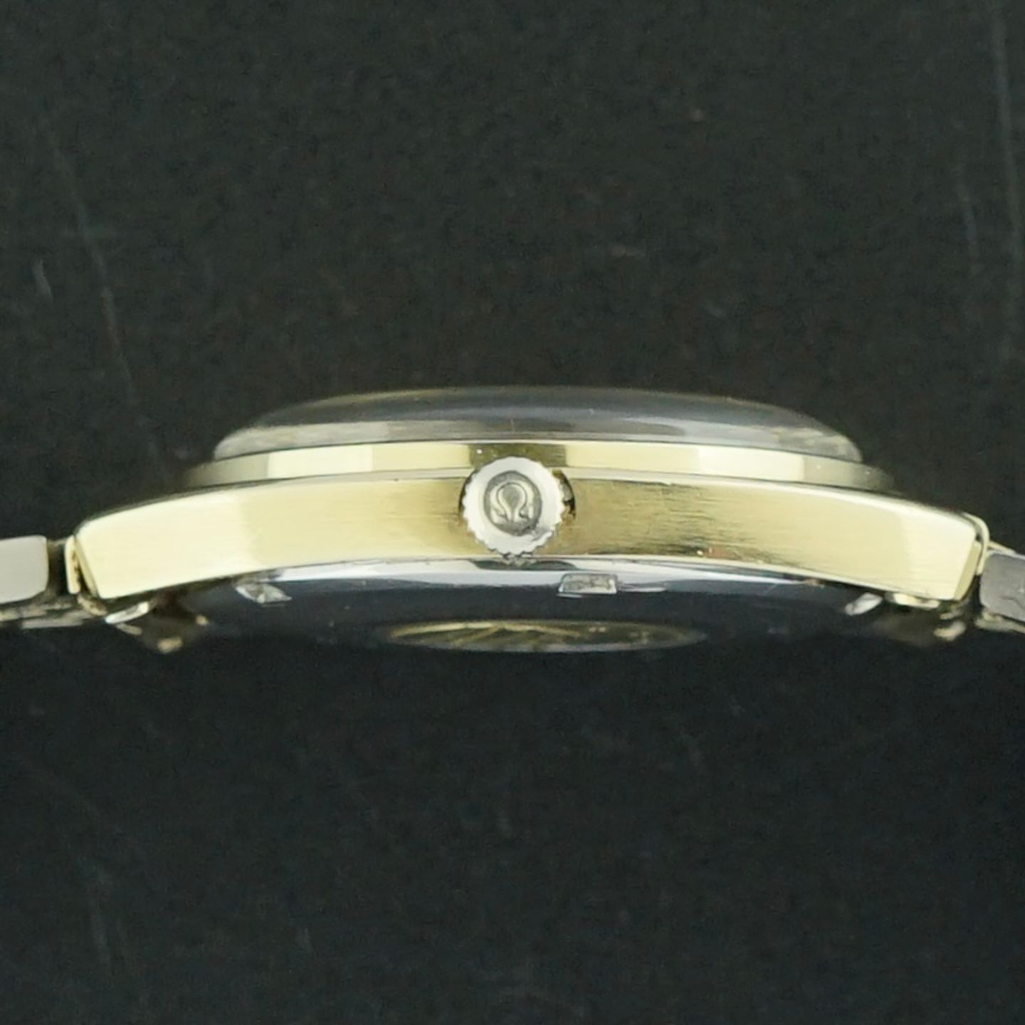 Omega Constellation 168.017 (1970) - Gold dial 35 mm Gold/Steel case (4/8)