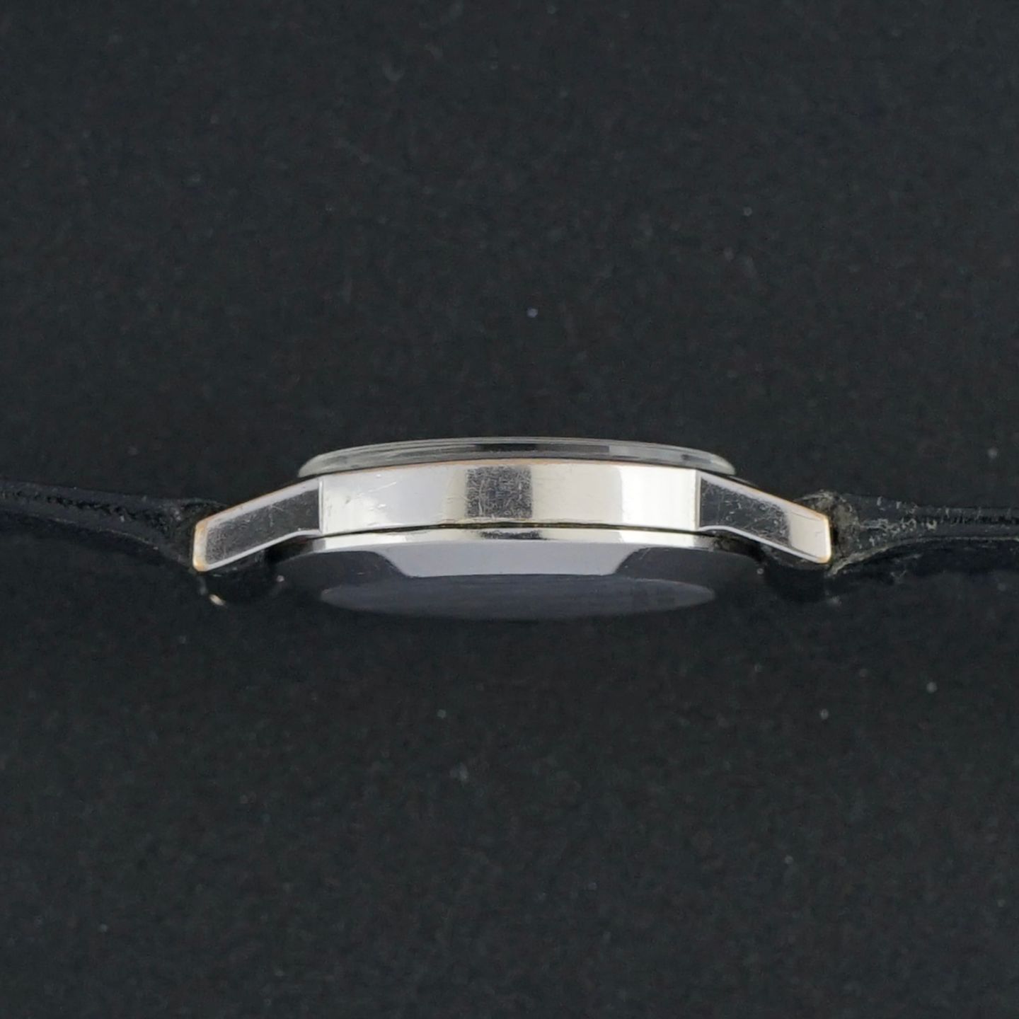 Omega Genève 511.0411 - (5/8)