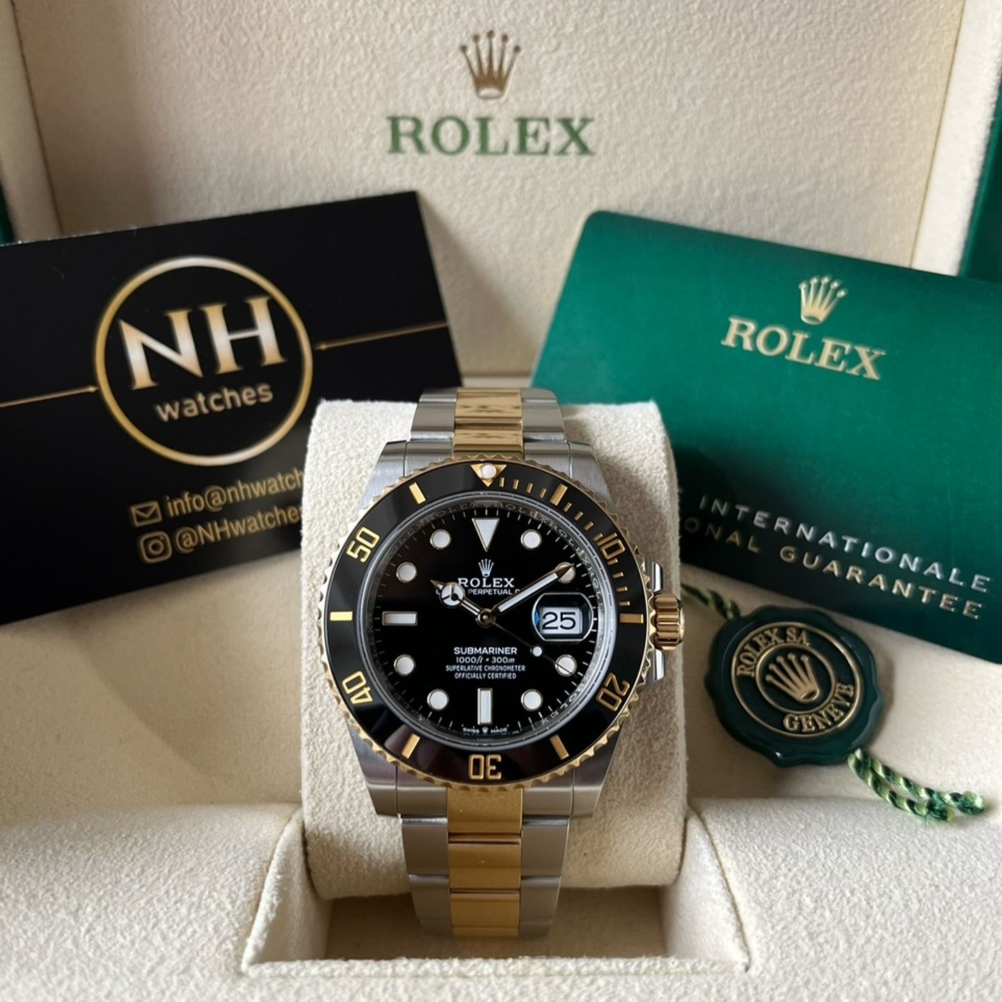 Rolex Submariner Date 126613LN - (1/7)