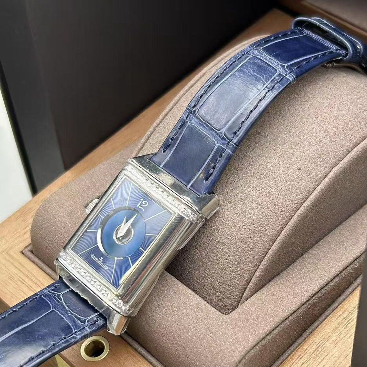 Jaeger-LeCoultre Reverso Q2578480 - (3/5)