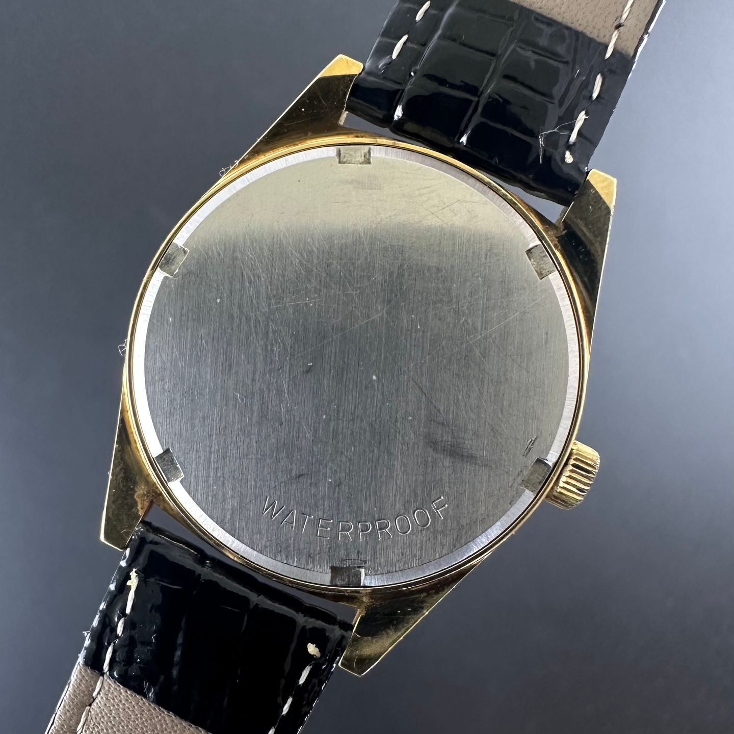 Omega Genève 135.041 (1970) - Gold dial 41 mm Steel case (3/8)