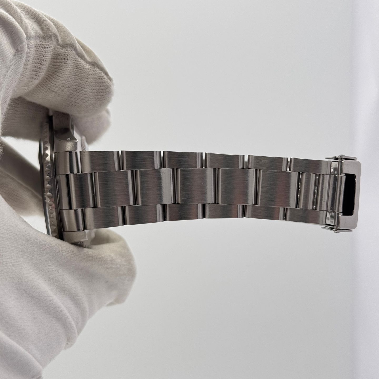 Rolex Submariner Date 16610 (1990) - Black dial 40 mm Steel case (7/8)