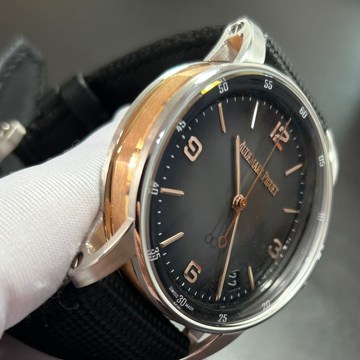 Audemars Piguet CODE 11.59 15210CR.OO.A002KB.01 - (3/8)