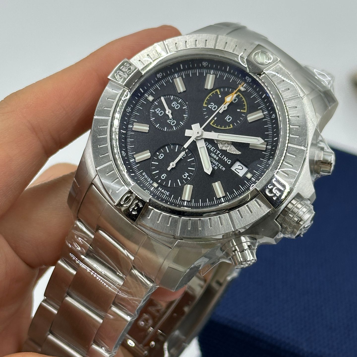 Breitling Avenger A13317101B1A1 (2023) - Zwart wijzerplaat 45mm Staal (6/8)