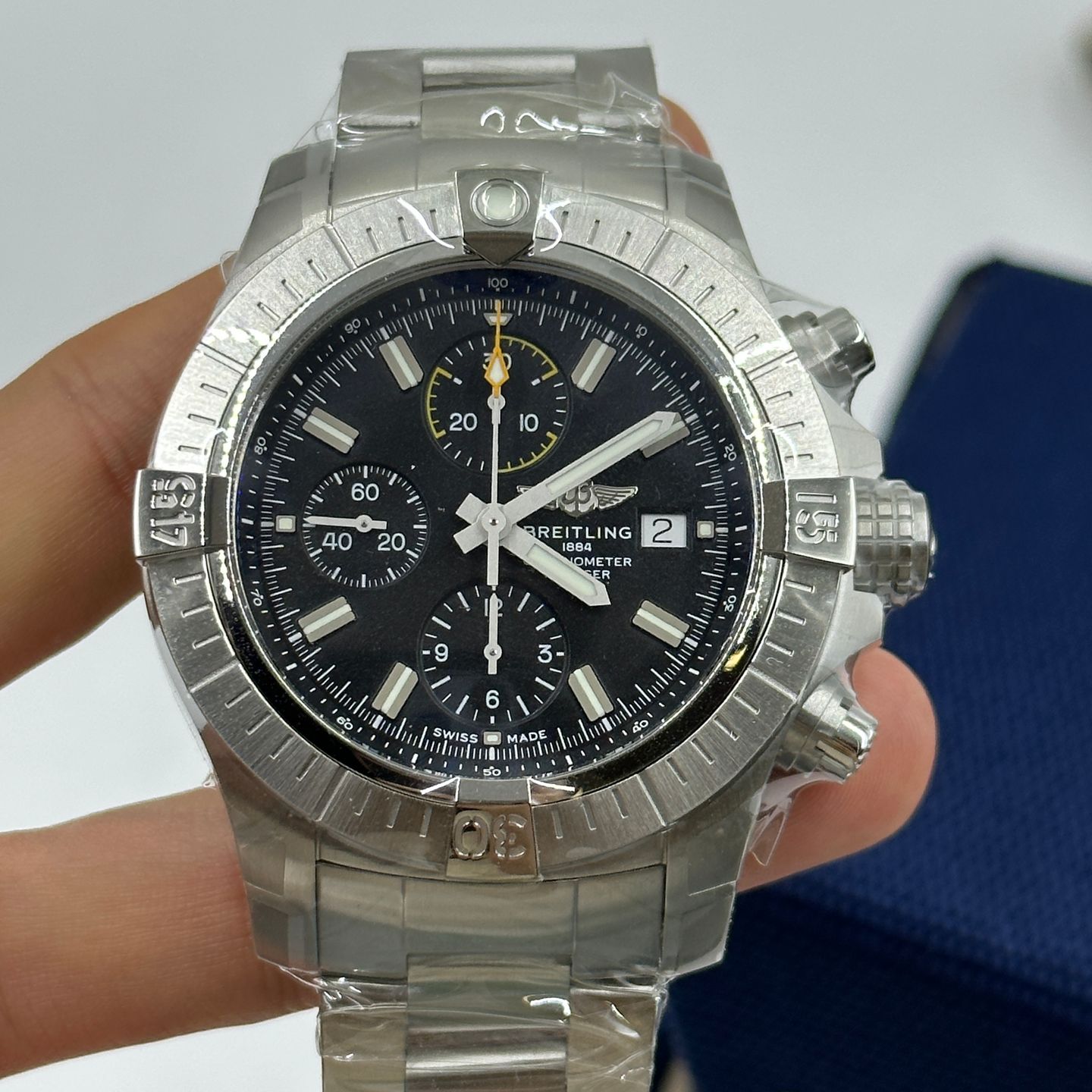 Breitling Avenger A13317101B1A1 (2023) - Zwart wijzerplaat 45mm Staal (5/8)