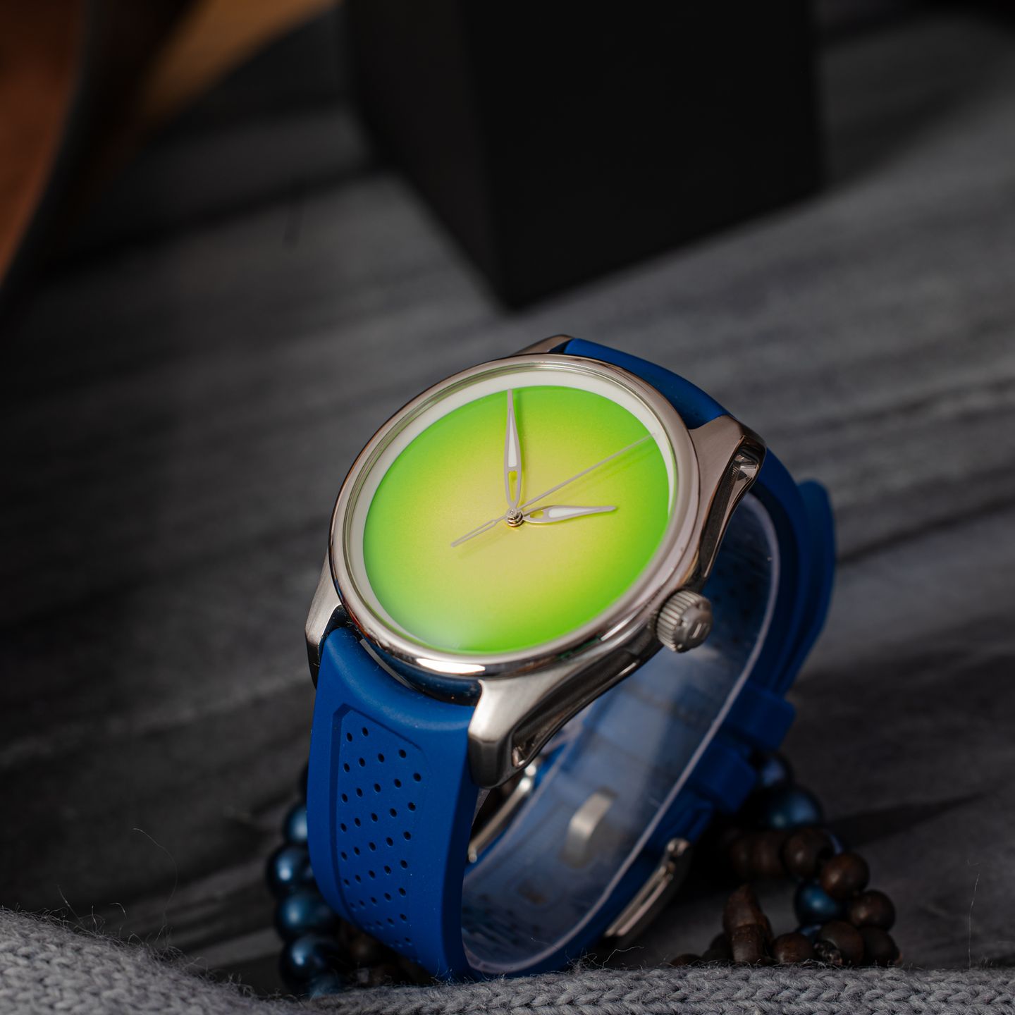 H. Moser & Cie. Pioneer 3201-1204 - (2/6)