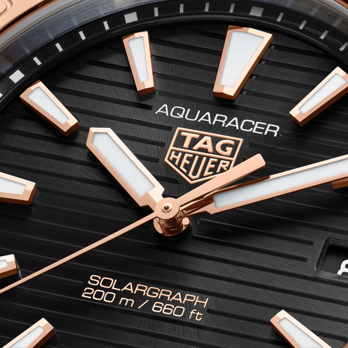 TAG Heuer Aquaracer WBP1121.BB0003 (2025) - Black dial 40 mm Gold/Steel case (1/6)