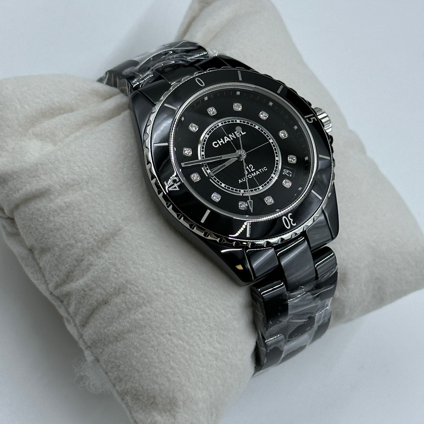 Chanel J12 H5702 - (3/8)