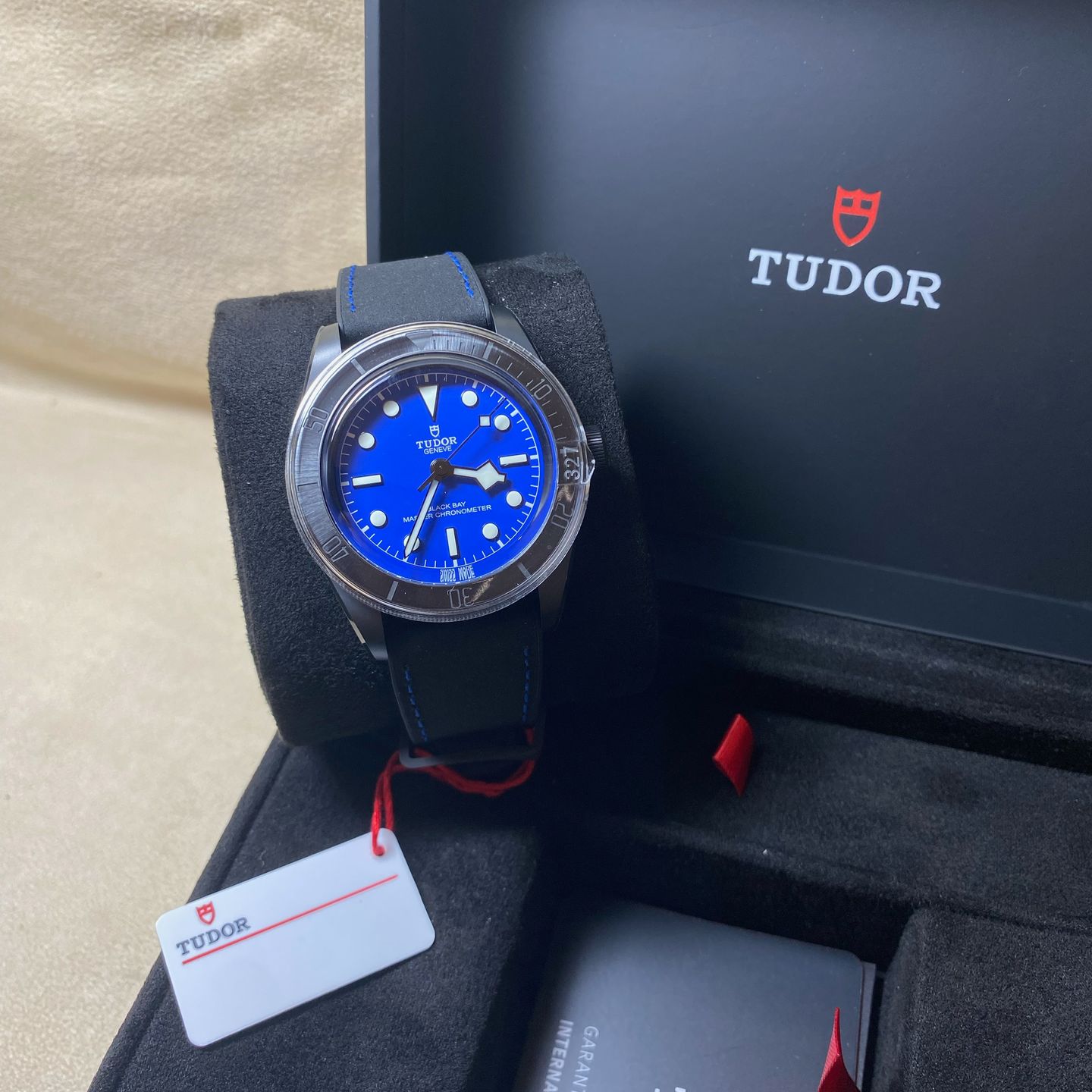 Tudor Black Bay 79210cnu (2024) - Blauw wijzerplaat Onbekend Keramiek (6/8)