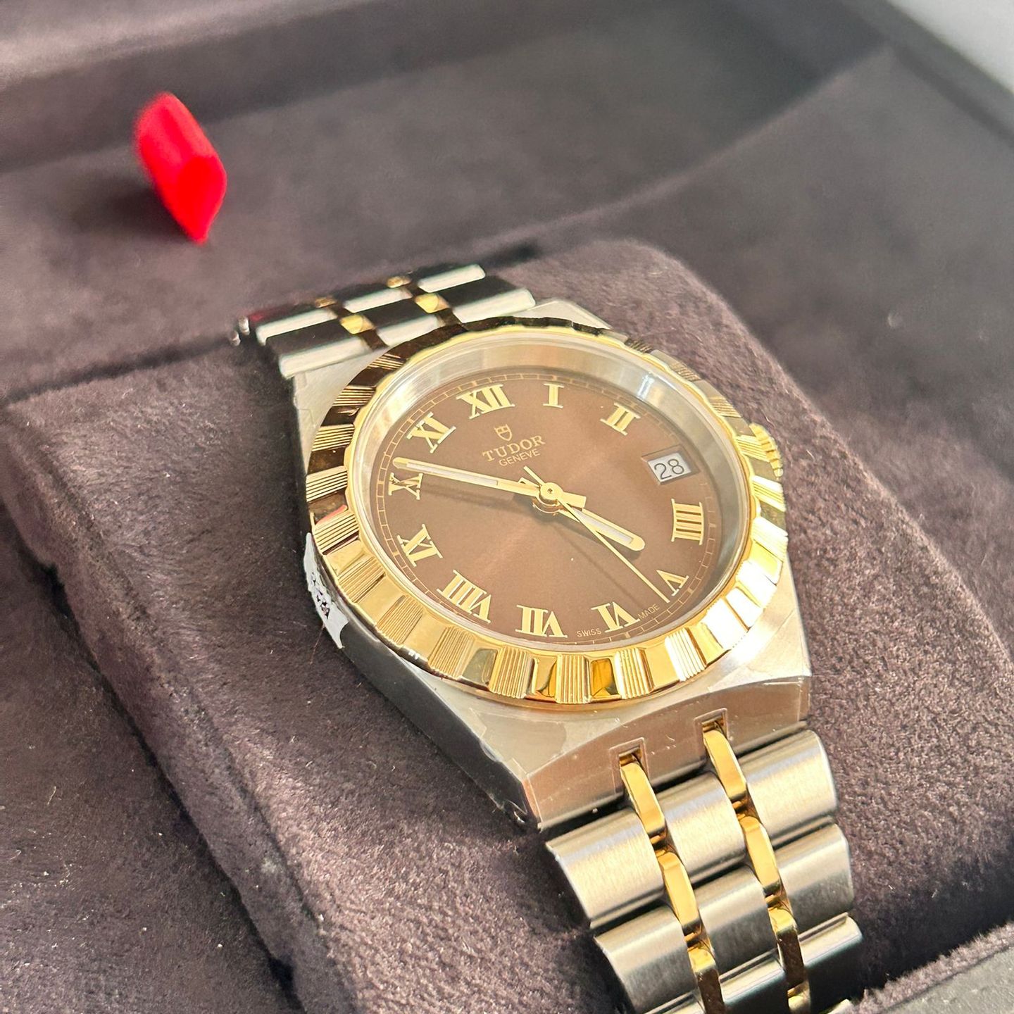 Tudor Royal 28403 (2025) - Brown dial 34 mm Steel case (4/8)