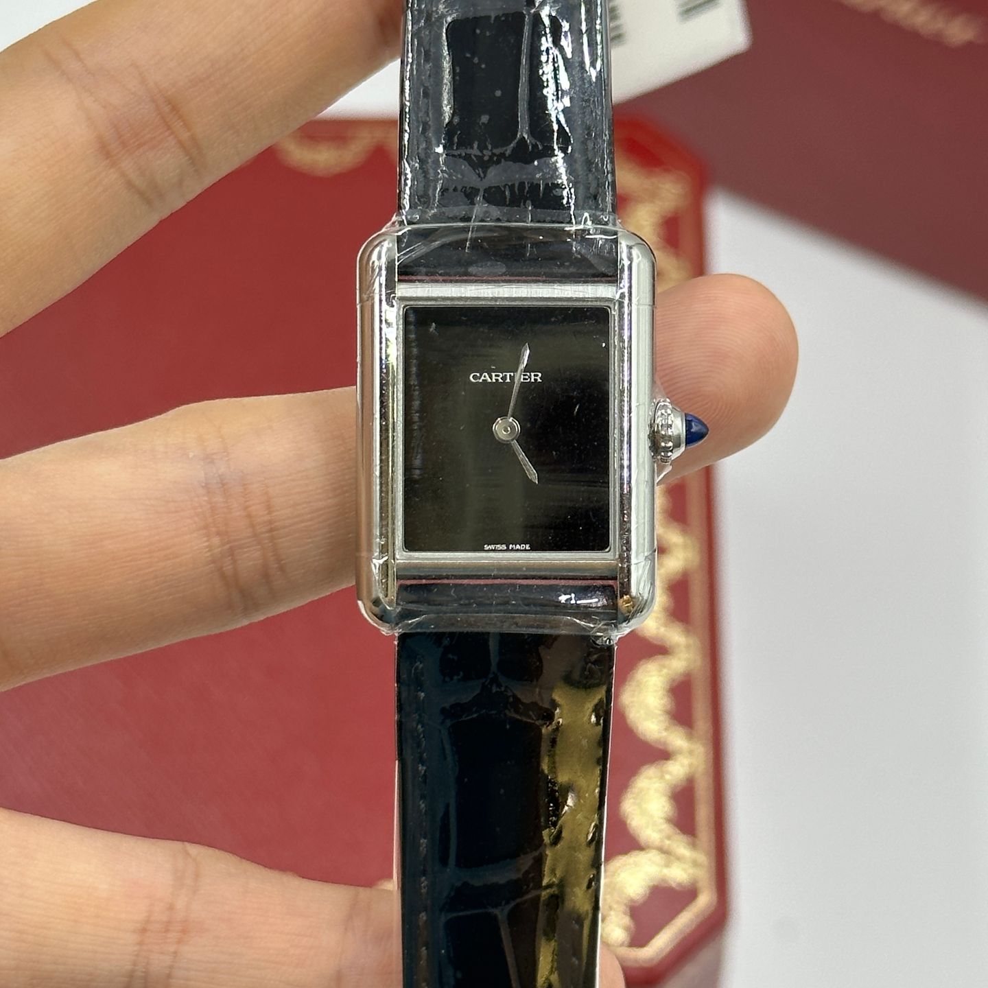 Cartier Tank WSTA0071 (2024) - Zwart wijzerplaat 22mm Staal (5/8)