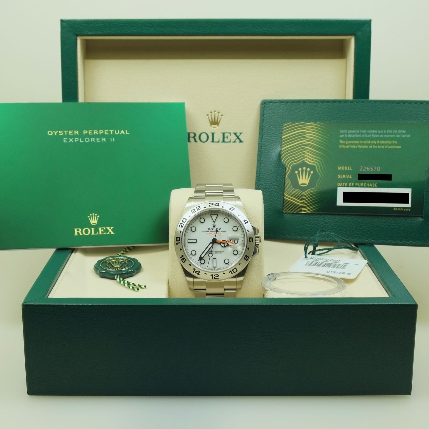 Rolex Explorer II 226570 (2025) - White dial 42 mm Steel case (4/6)