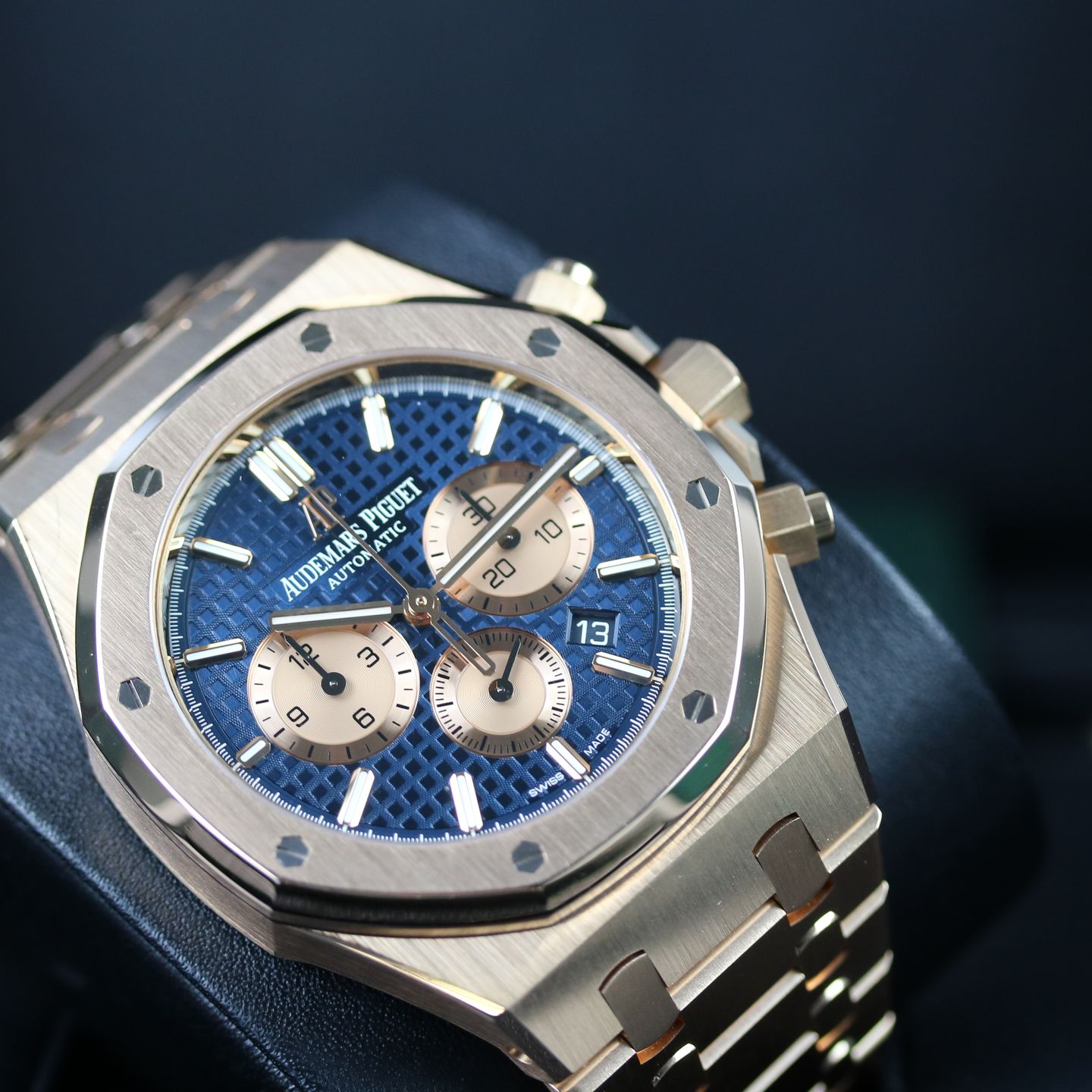 Audemars Piguet Royal Oak Chronograph 26331OR.OO.1220OR.01 (2020) - Blue dial 41 mm Rose Gold case (8/8)
