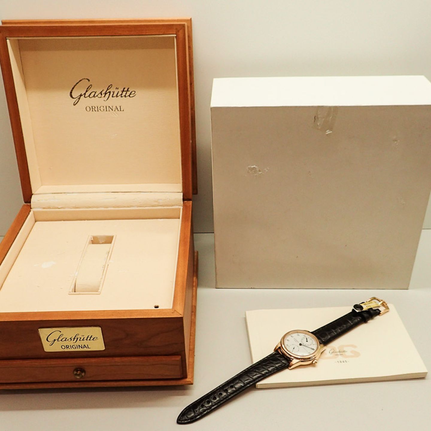 Glashütte Original Unknown 49-04-04-02-04 (2001) - White dial 39 mm Rose Gold case (2/8)