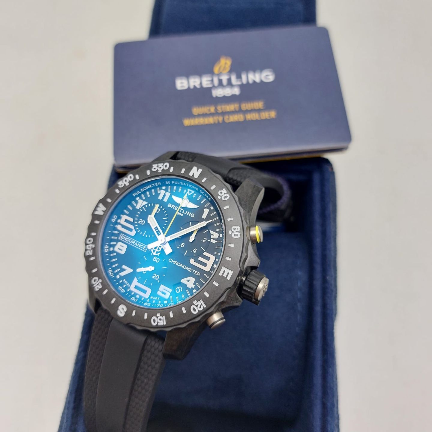 Breitling Endurance Pro X82310E51B1S2 (2025) - Black dial 44 mm Plastic case (2/6)