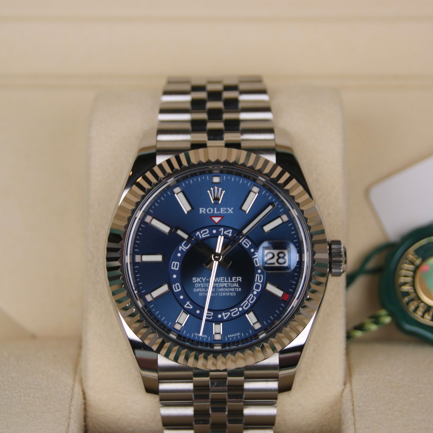 Rolex Sky-Dweller 326934 (2022) - Blue dial 42 mm Steel case (1/7)