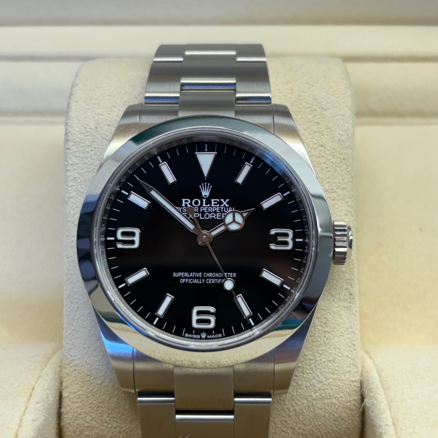 Rolex Explorer 224270 (2024) - Zwart wijzerplaat 40mm Staal (4/6)