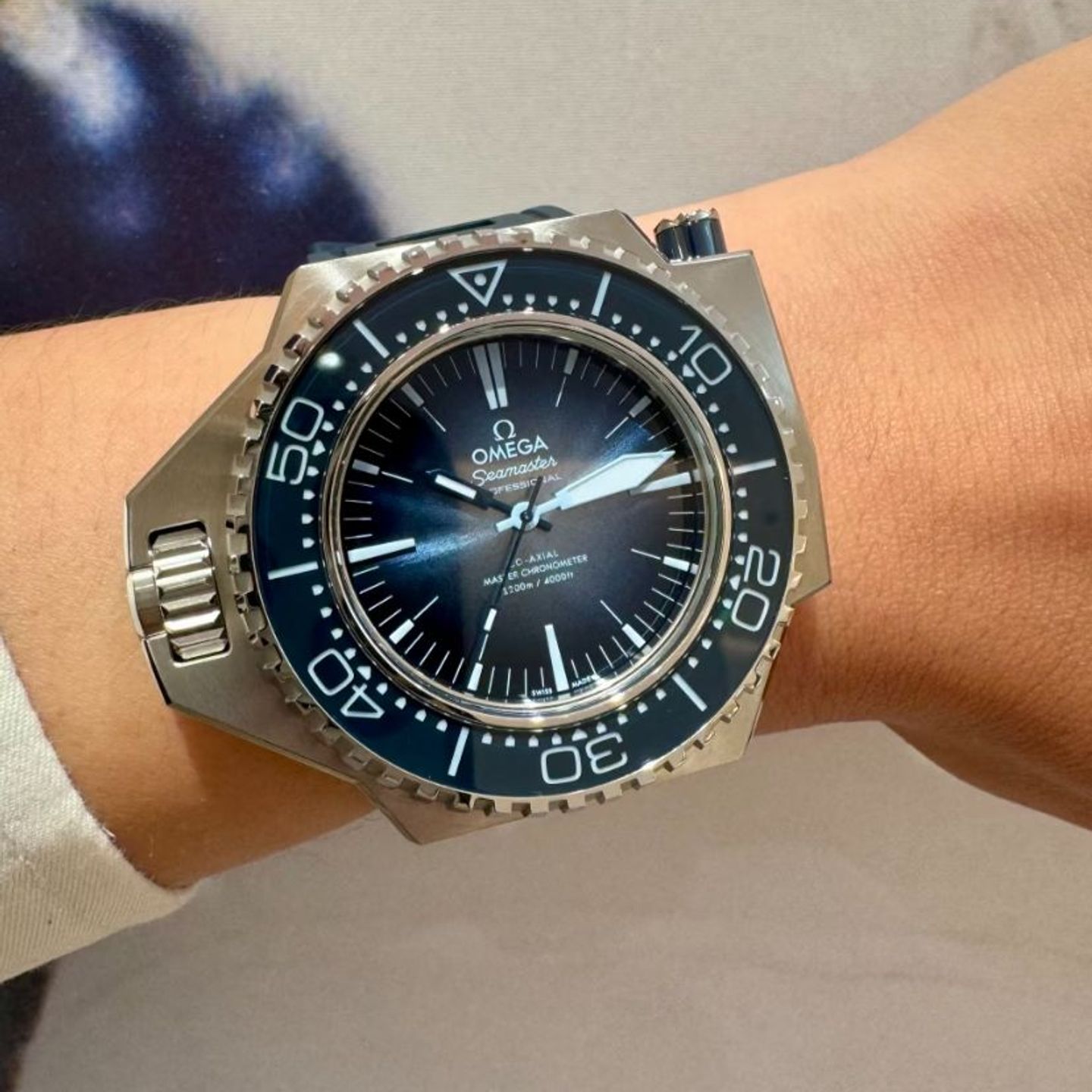 Omega Seamaster PloProf 227.32.55.21.03.001 - (3/5)