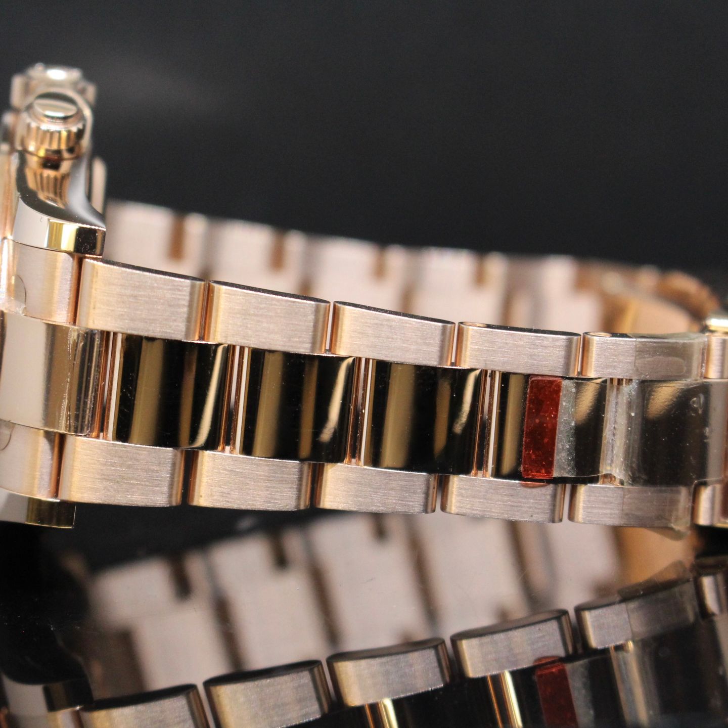 Rolex Daytona 126505 - (4/6)