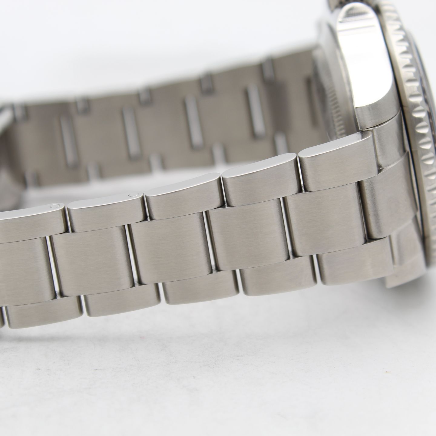 Rolex Sea-Dweller 4000 116600 - (6/8)
