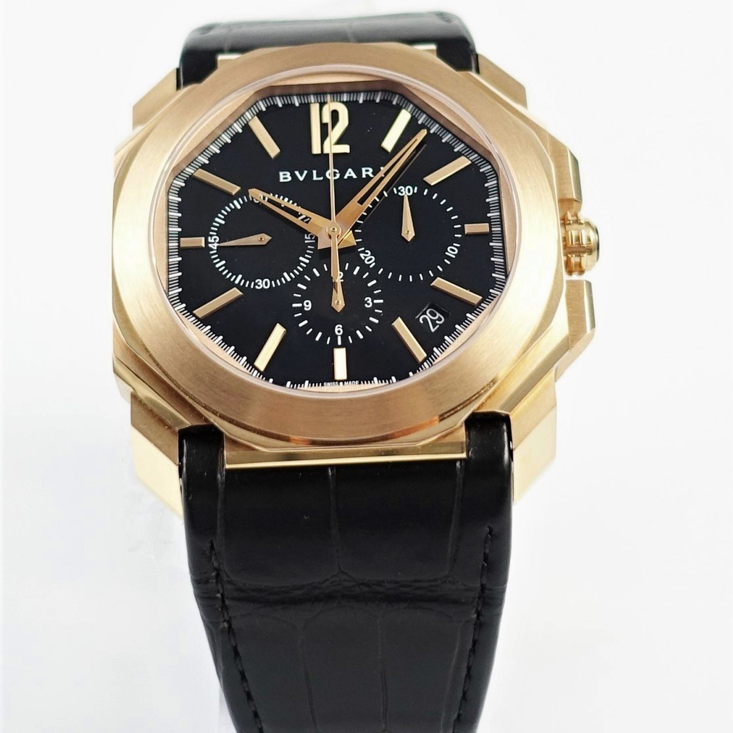 Bulgari Octo 102115 (2021) - Black dial 41 mm Rose Gold case (1/8)