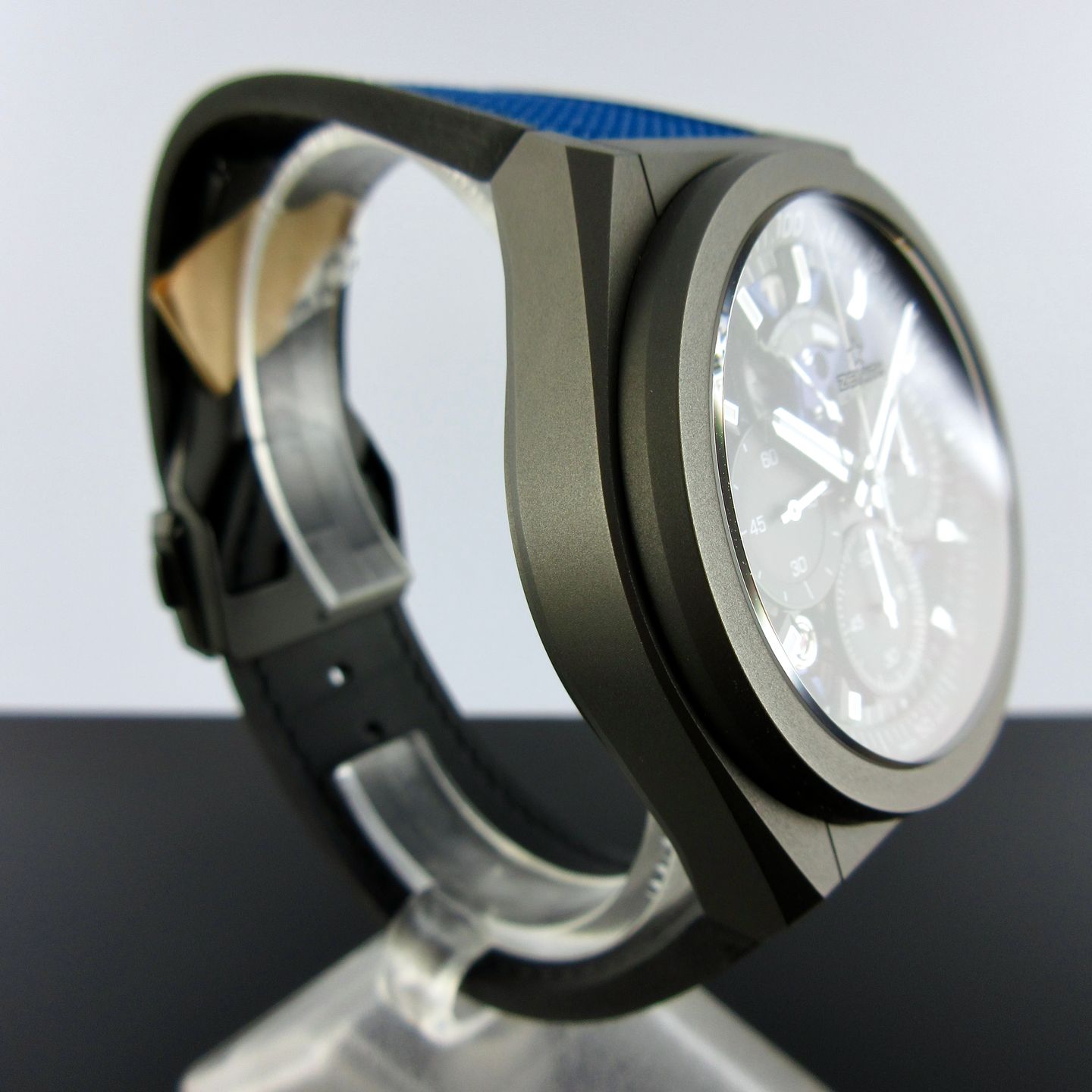 Zenith Defy El Primero 97.9001.9004/81.R946 (2025) - Transparent dial 44 mm Titanium case (5/8)