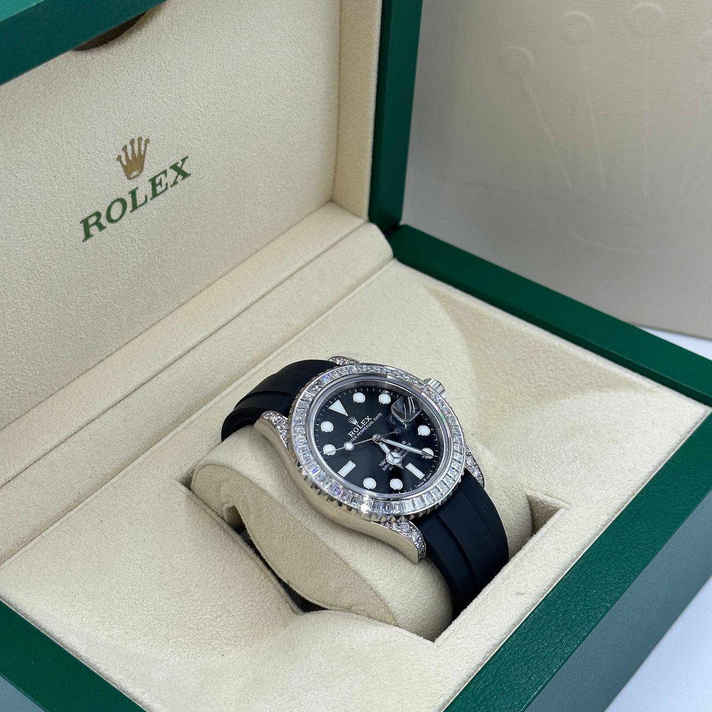 Rolex Yacht-Master 40 126679SABR (2023) - Zwart wijzerplaat 40mm Witgoud (3/8)