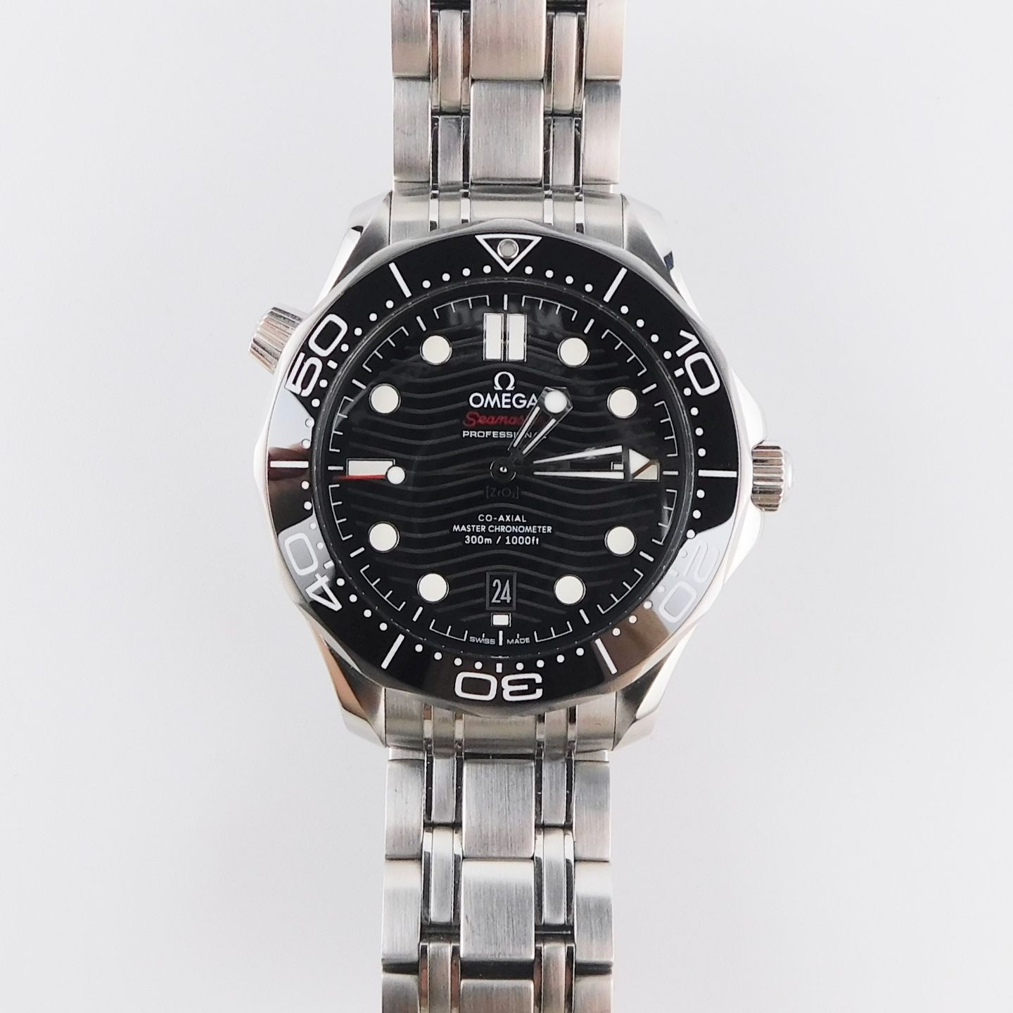 Omega Seamaster Diver 300 M 210.30.42.20.01.001 (2019) - Black dial 42 mm Steel case (2/6)