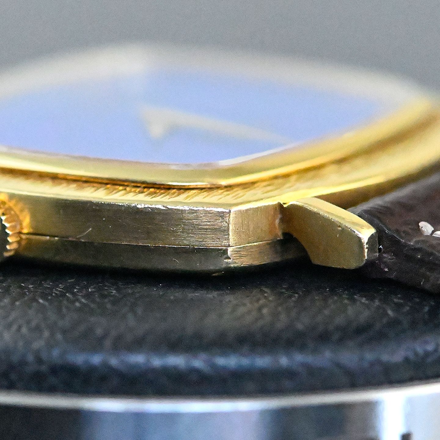 Piaget Vintage 12434 (1972) - Blue dial 32 mm Yellow Gold case (4/8)