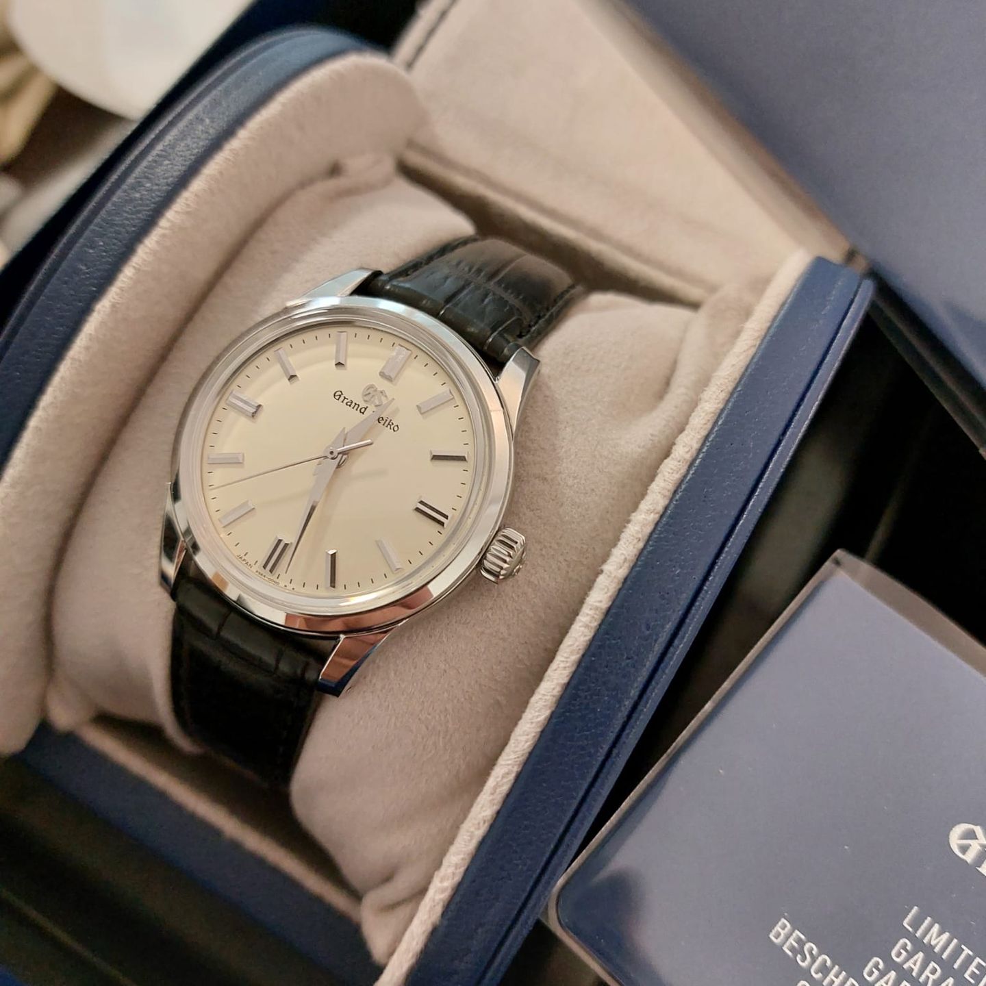 Grand Seiko Elegance Collection SBGW301G - (1/8)