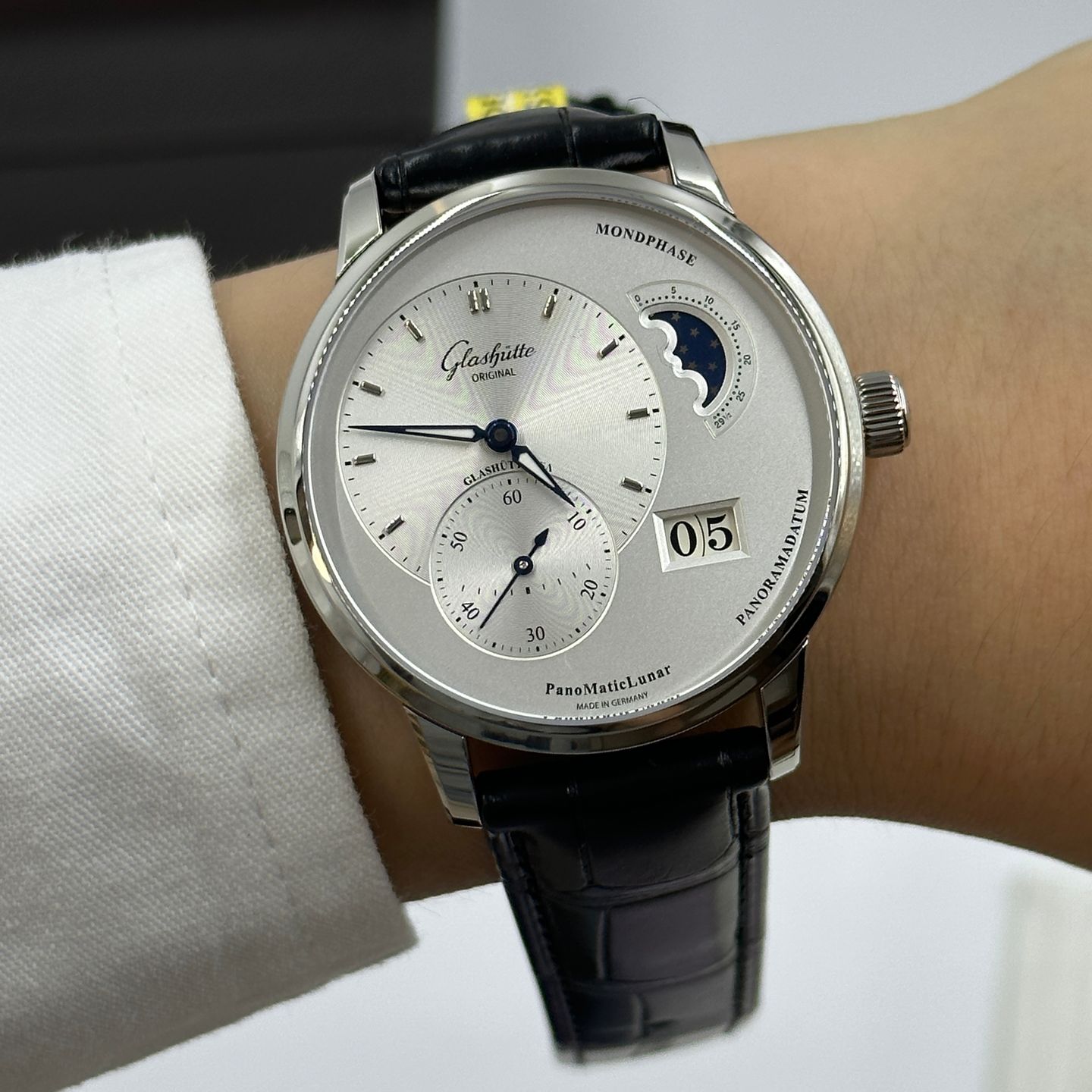 Glashütte Original PanoMaticLunar 1-90-02-42-32-01 (2023) - Silver dial 40 mm Steel case (8/8)