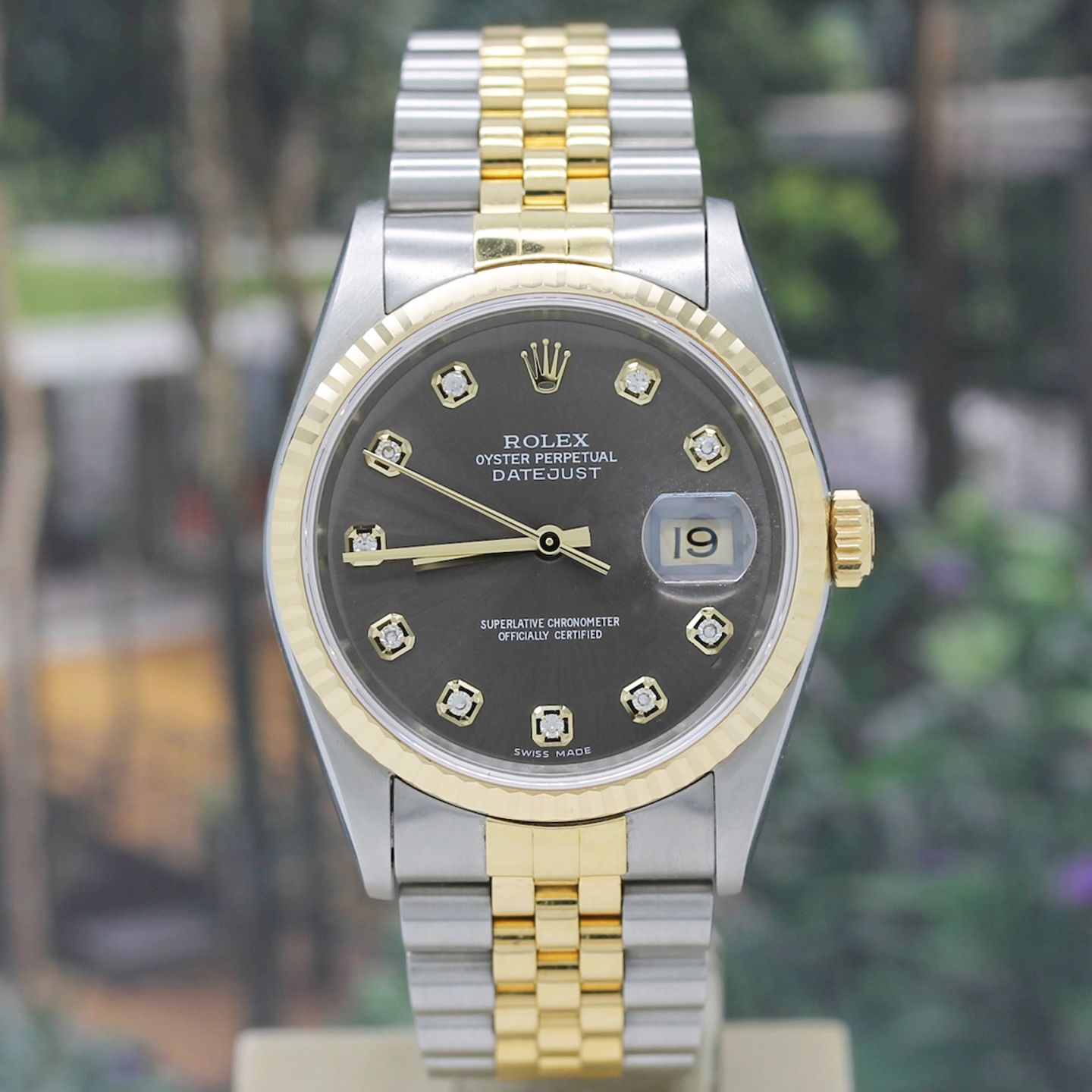 Rolex Datejust 36 16233 (1997) - Grijs wijzerplaat 36mm Goud/Staal (4/8)