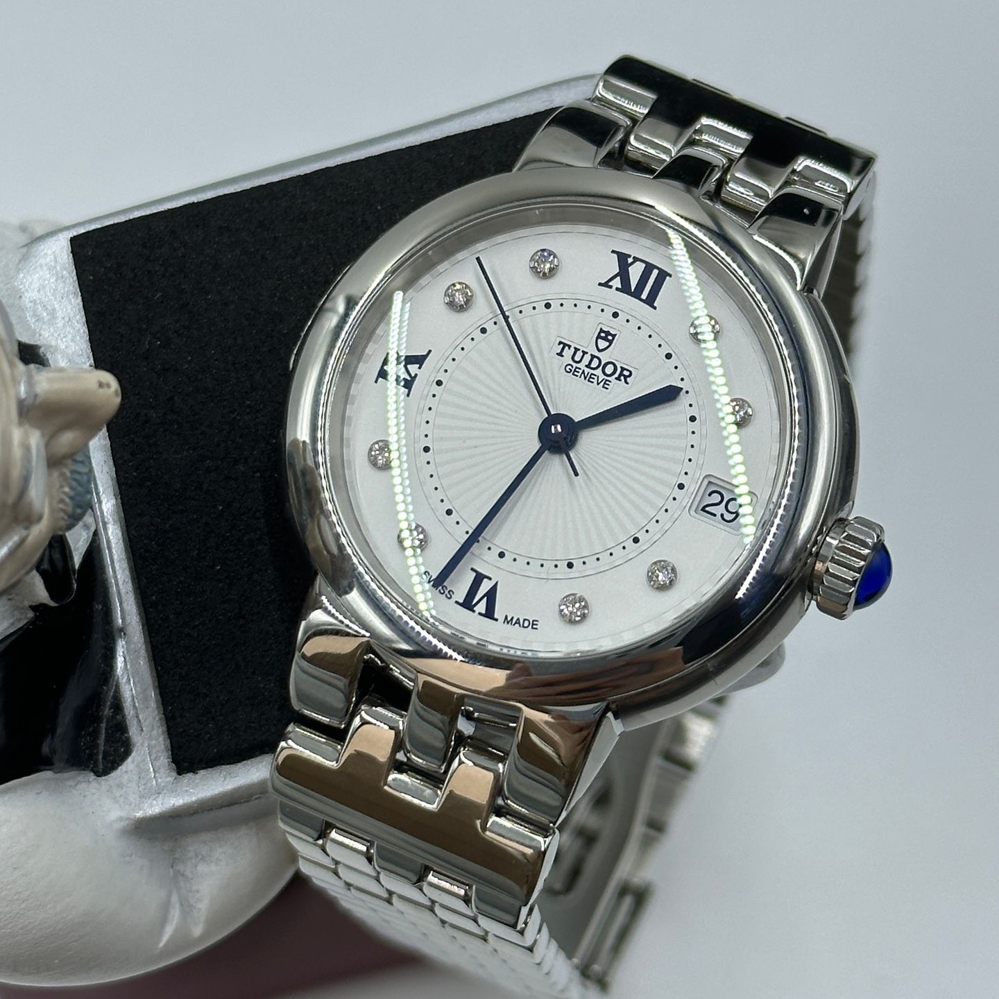 Tudor Clair de Rose 35800 (2024) - White dial 34 mm Steel case (1/8)